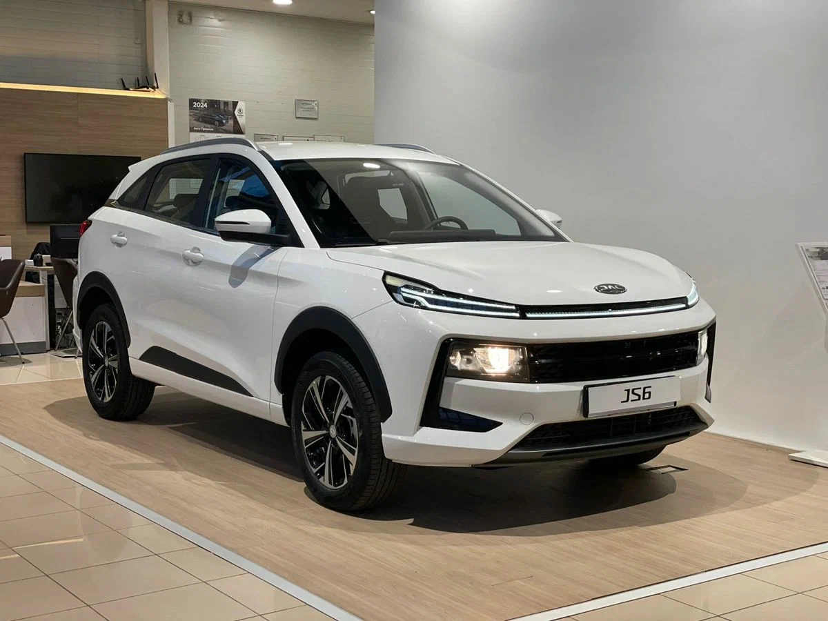 Jac JS6 в наличии по цене от 1 239 000 рублей